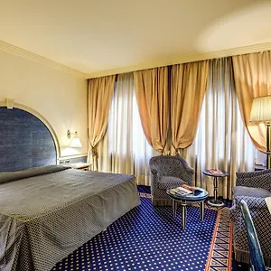 Hotel Auriga, Milán